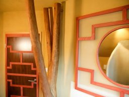 Gelbe Dusche in Tadelakt