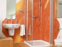 Rote Dusche in Tadelakt