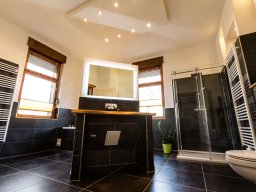 Badgestaltung mit Lehmputz