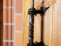 Rustikal mit schmiedeeisernen Elementen