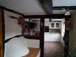 Wandfläche einer Bauerküche in Tadelakt